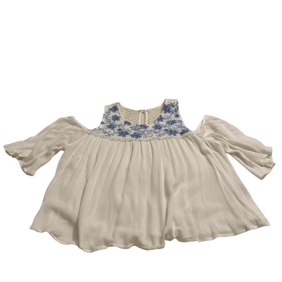 Miss Me cold shoulder flowy crop top - Picture 5 of 9